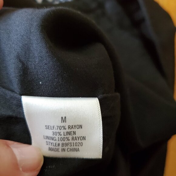 francesca's Beautiful BOHO Embroidered Linen Blend Skirt Size Med NWT - Picture 14 of 15